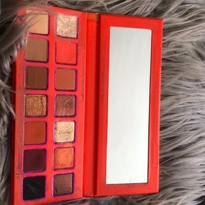 Kylie Cosmetics Makeup - Makeup palette Kylie Cosmetics Makeup - Makeup palette